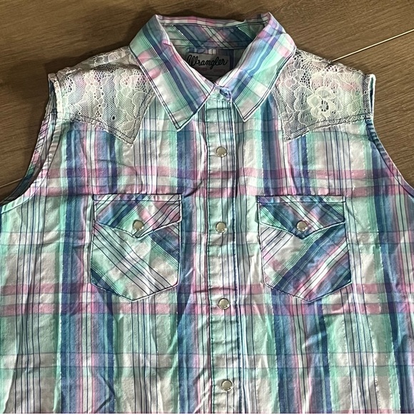 Wrangler Wrancher Women Medium Sleeveless Pearl Snap Shirt Plaid Western Country - Picture 4 of 10